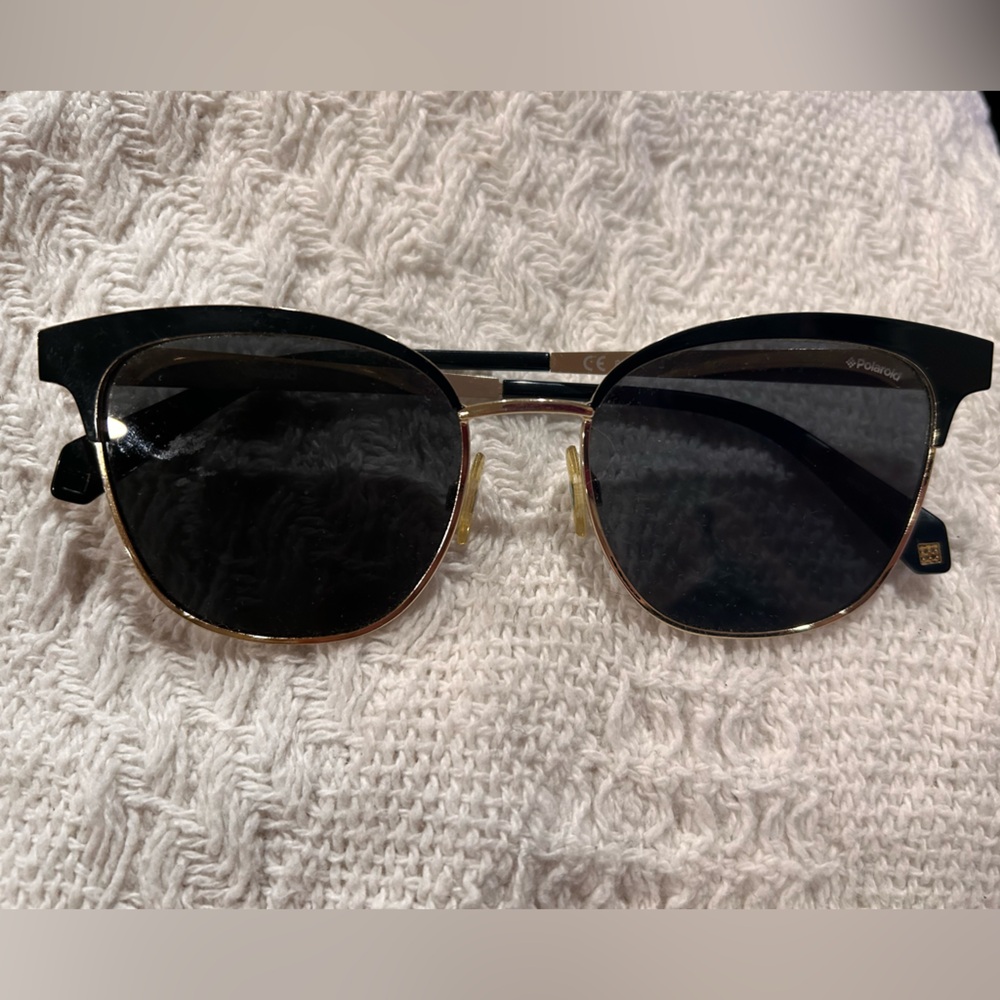 Polaroid Gold Frame Sunglasses with Black Lenses